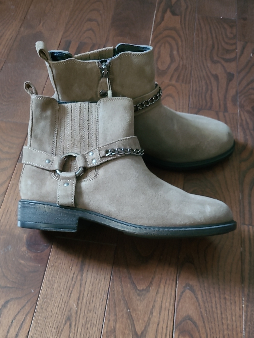New Geox Leather Suede Ankle Boots with Chain Detail - Taupe Women's Size 8, 8.5
